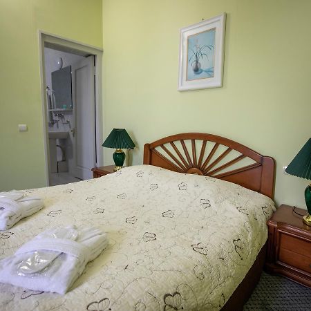 Leader Hotel Gori Exterior foto
